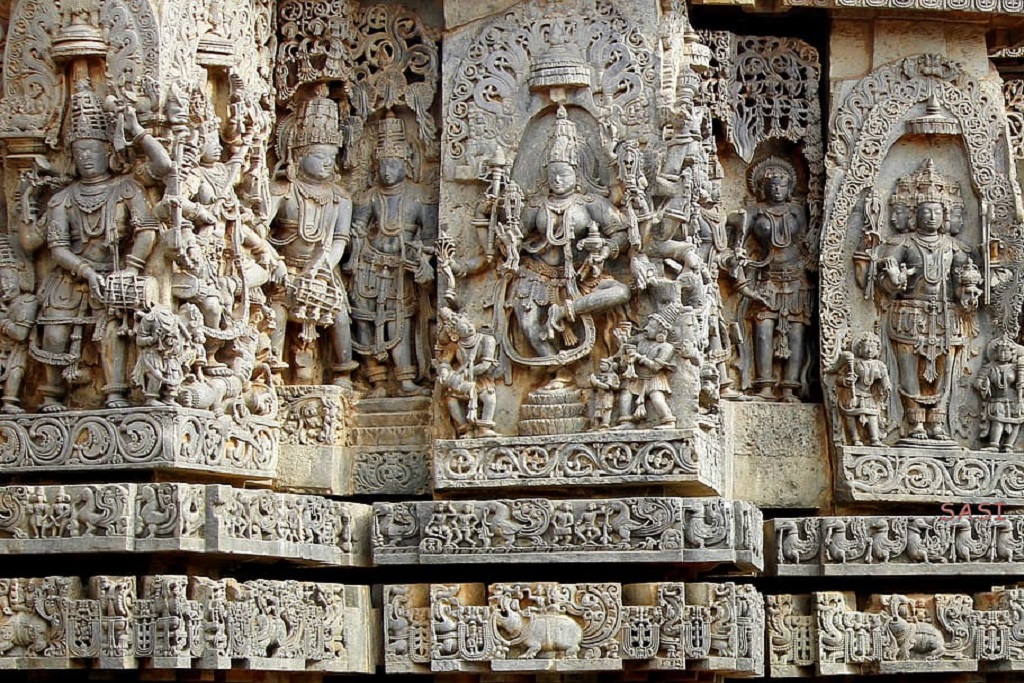 Tempelbildhauerei  in Belur
